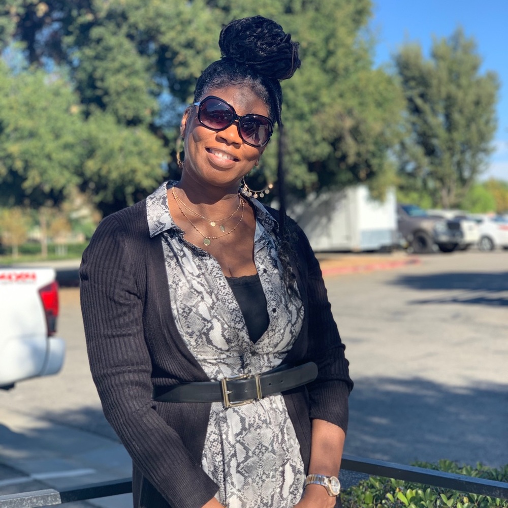 Meet your Posher, Renata